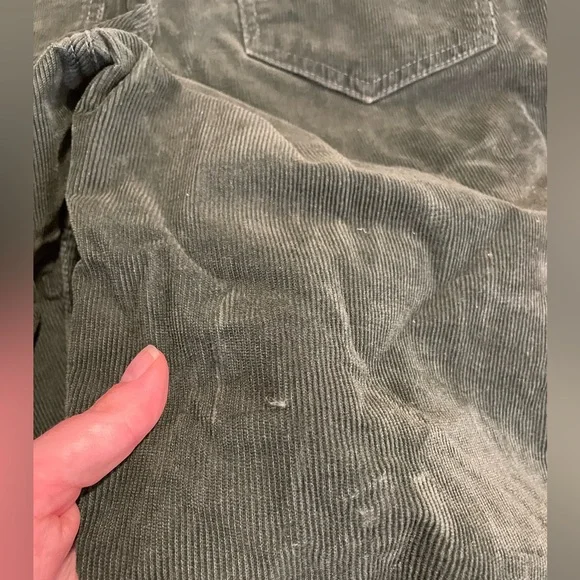 Gap High Rise Corduroy Vintage Slim Jeans with Washwell in Emerald Green - Picture 5 of 6